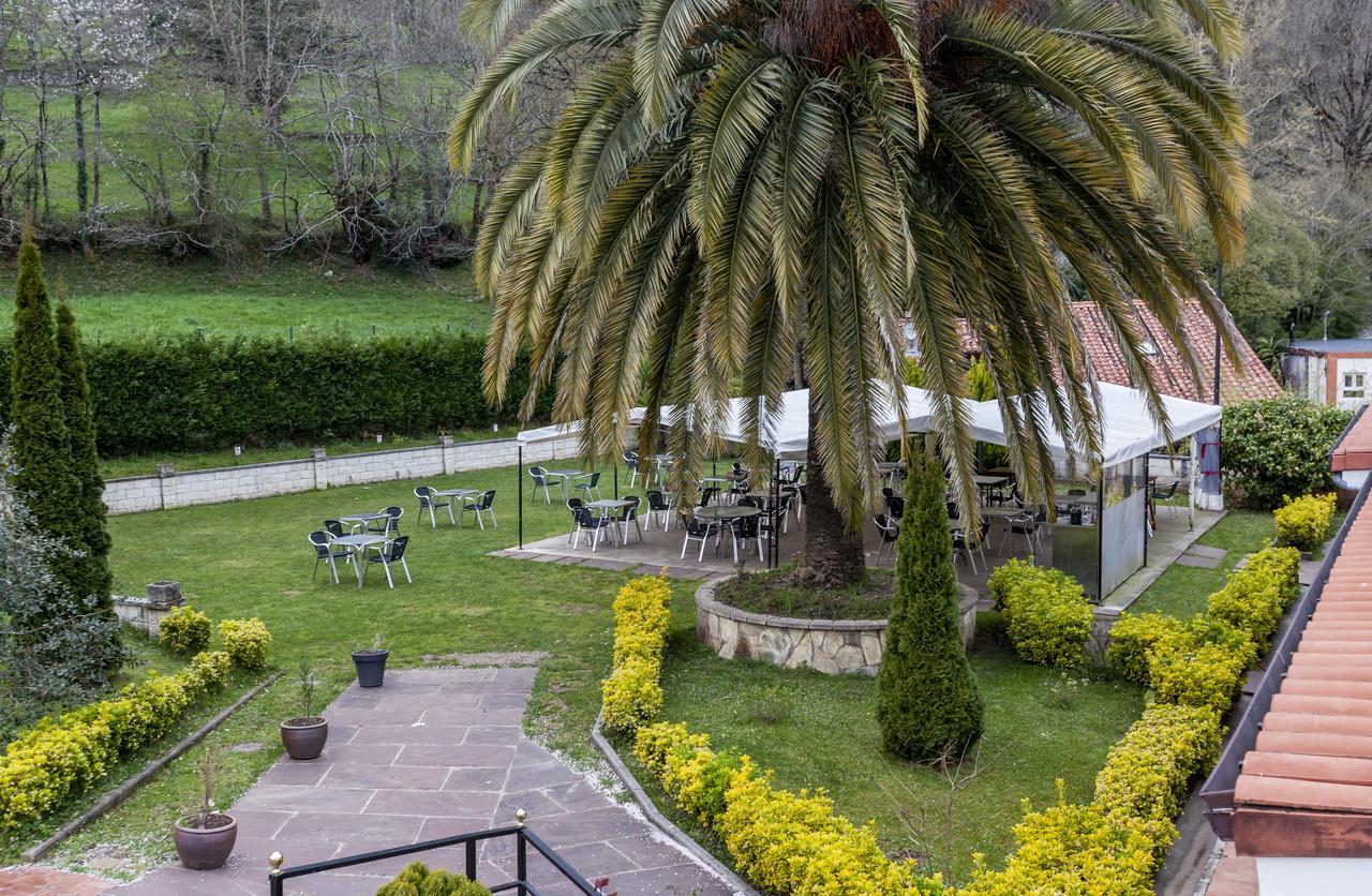 Hotel La Terraza De Пуенте Виесго Екстериор снимка